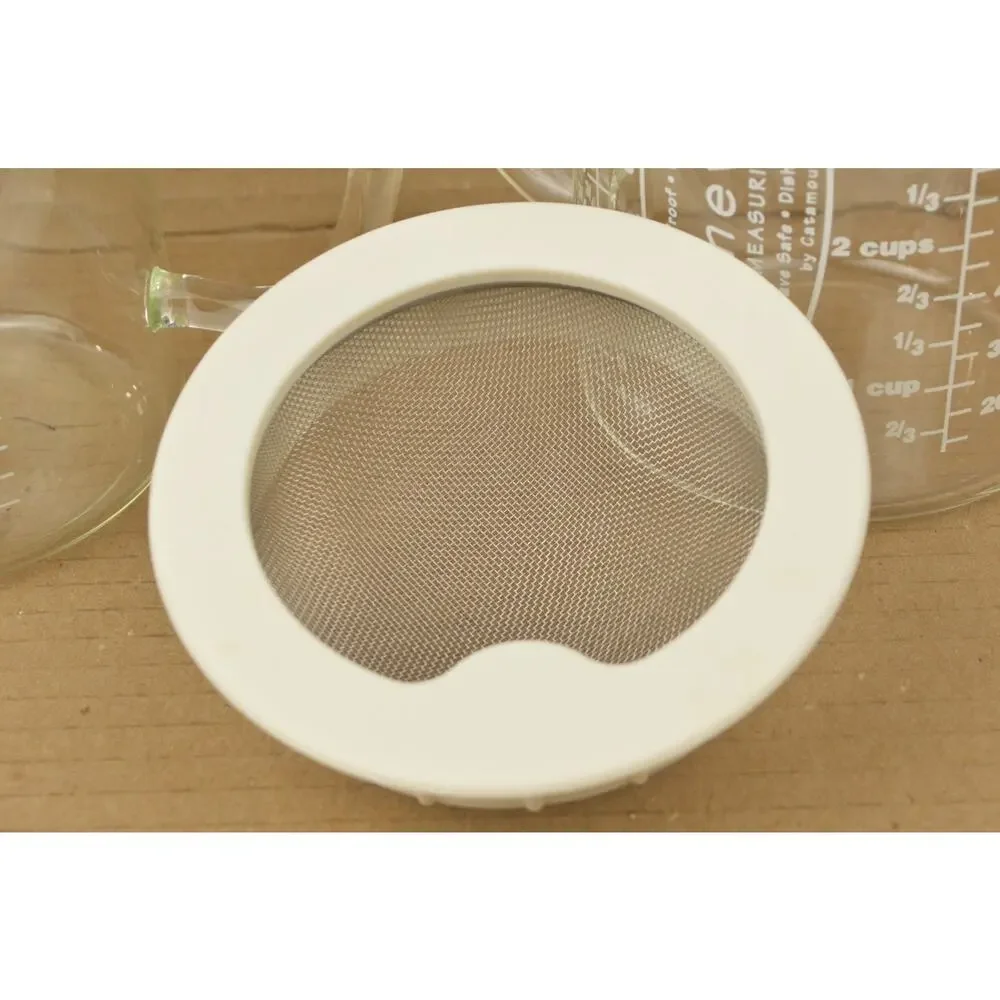 Catamount Flameware Glass Measuring Pitchers 4 Cup Set of 2 w/ Strainer